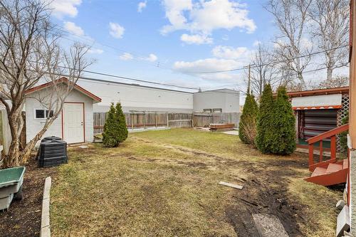 19 Cranbrook Bay, Winnipeg, MB - Outdoor