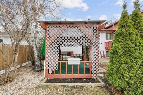 19 Cranbrook Bay, Winnipeg, MB - Outdoor