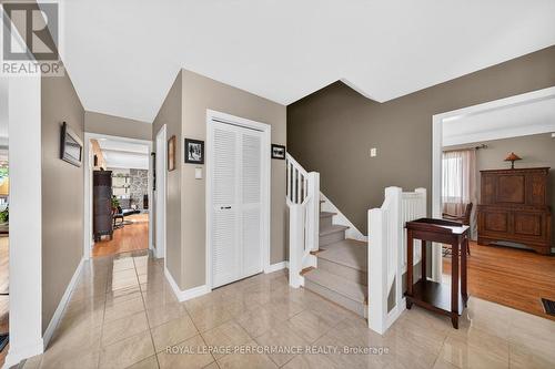 774 Manitou Drive, Ottawa, ON - Indoor Photo Showing Other Room