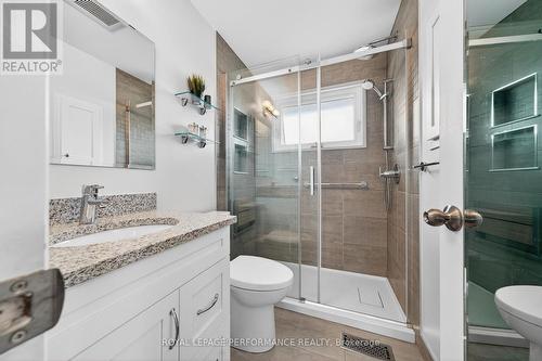 774 Manitou Drive, Ottawa, ON - Indoor Photo Showing Bathroom