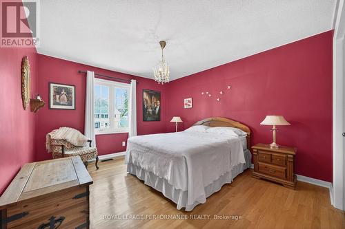 774 Manitou Drive, Ottawa, ON - Indoor Photo Showing Bedroom