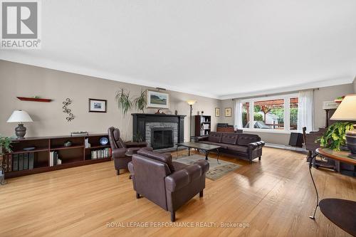 774 Manitou Drive, Ottawa, ON - Indoor Photo Showing Living Room With Fireplace