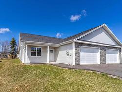 10 AIDAN Street  Charlottetown, PE C1E 3R1