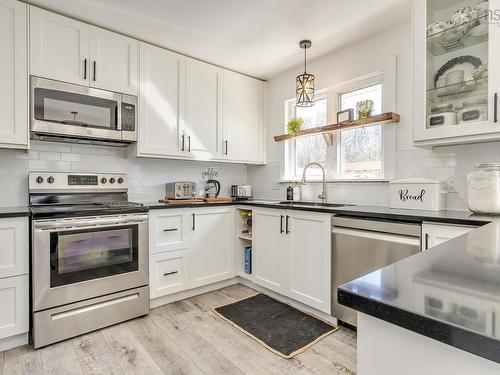 13 Logan Drive, Lantz, NS 