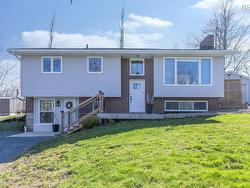 13 Logan Drive  Lantz, NS B2S 1N2