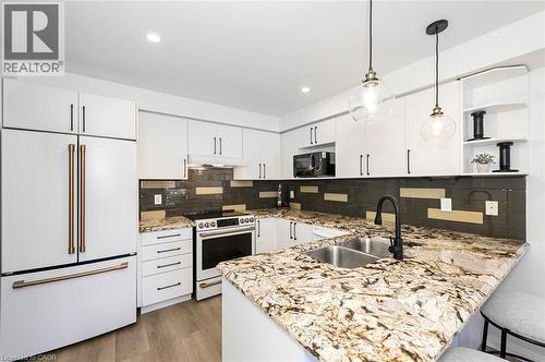 100 MANLEY Lane  Milton, ON L9T 5N9