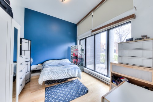 Bedroom - 5750 Rue St-Hubert, Montréal (Rosemont/La Petite-Patrie), QC - Indoor Photo Showing Bedroom