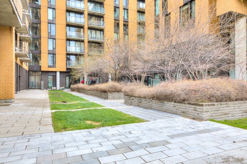 Front of Structure - 5750 Rue St-Hubert, Montréal (Rosemont/La Petite-Patrie), QC - Outdoor