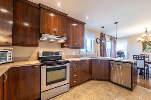 Kitchen - 153 Rue Du Jade, Saint-Jean-Sur-Richelieu, QC - Indoor Photo Showing Kitchen