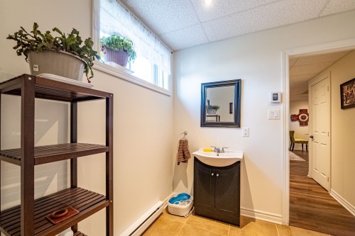 Bathroom - 153 Rue Du Jade, Saint-Jean-Sur-Richelieu, QC - Indoor Photo Showing Other Room