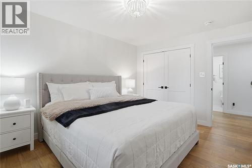 115 Whiteswan Drive, Saskatoon, SK - Indoor Photo Showing Bedroom