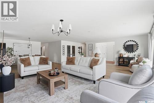 115 Whiteswan Drive, Saskatoon, SK - Indoor Photo Showing Living Room
