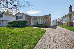 172 MERIDENE CRESCENT W  London North (North G), ON N5X 1G2