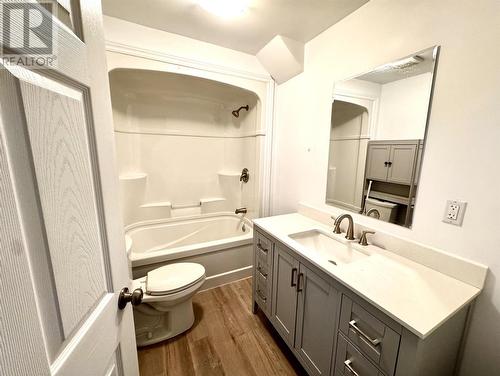 59 Winston Rd, Wawa, ON - Indoor Photo Showing Bathroom