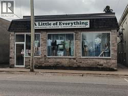 438 12TH Avenue Hanover, ON N4N 1V7