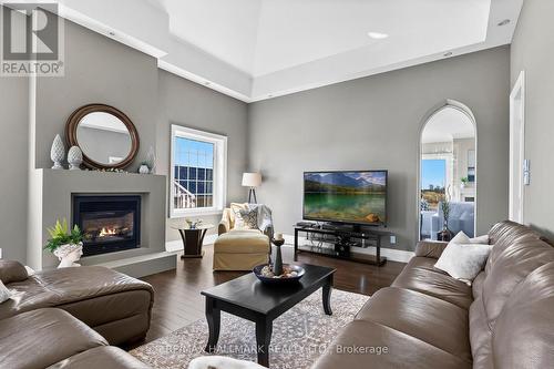 5038 Thornton Road N, Oshawa, ON - Indoor Photo Showing Living Room With Fireplace