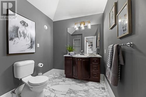 5038 Thornton Road N, Oshawa, ON - Indoor Photo Showing Bathroom