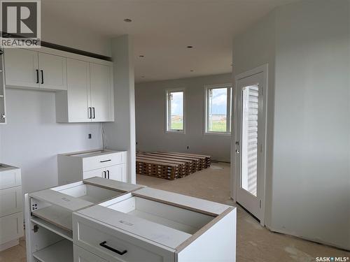 492 Woolf Bend, Saskatoon, SK 