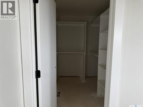 492 Woolf Bend, Saskatoon, SK 