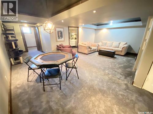 1205 Douglas Road, Weyburn, SK - Indoor Photo Showing Other Room