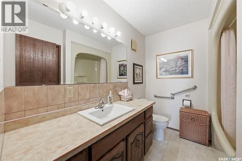 516 Wilken Crescent E, Warman, SK - Indoor Photo Showing Bathroom