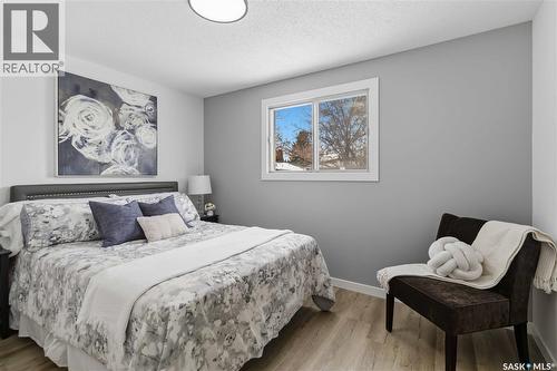 224 Waterloo Crescent, Saskatoon, SK - Indoor Photo Showing Bedroom