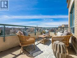 403 - 1797 QUEEN STREET E Toronto, ON M4L 3Y5