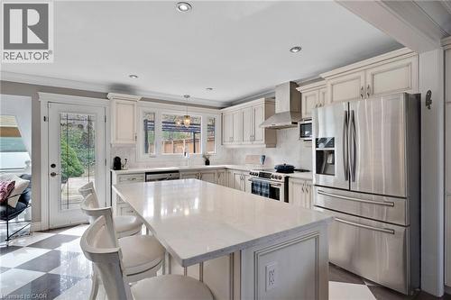 37 Yellow Birch Drive, Kitchener, ON - Indoor Photo Showing Kitchen With Upgraded Kitchen