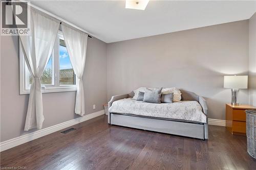 37 Yellow Birch Drive, Kitchener, ON - Indoor Photo Showing Bedroom