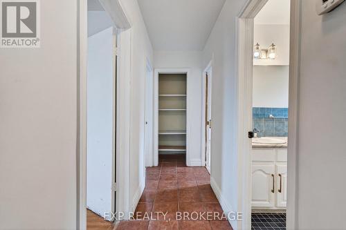 43 Carleton Street, Kingston (East Of Sir John A. Blvd), ON - Indoor Photo Showing Other Room