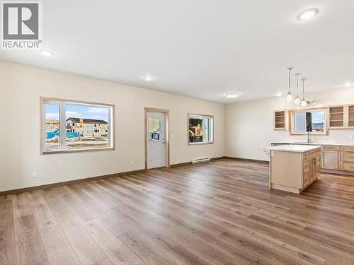 10 Alert Avenue, Whitehorse, YT - Indoor