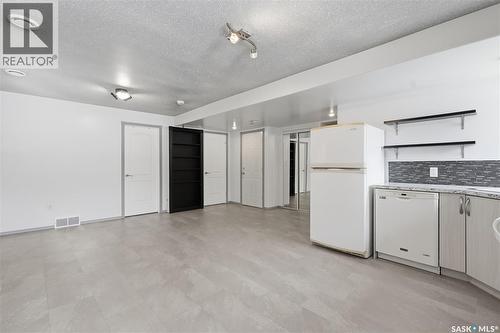 807 115Th Street E, Saskatoon, SK - Indoor Photo Showing Kitchen