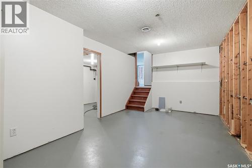 807 115Th Street E, Saskatoon, SK - Indoor Photo Showing Garage