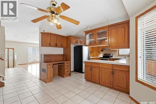 807 115Th Street E, Saskatoon, SK - Indoor Photo Showing Kitchen