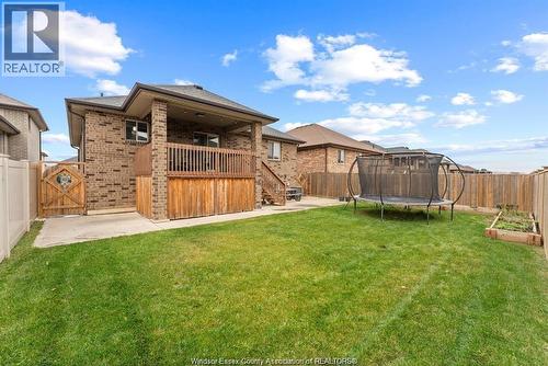 1249 Cancun, Windsor, ON - Outdoor