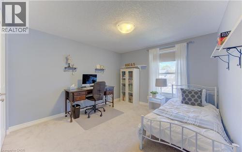83 Manor Drive, Kitchener, ON - Indoor Photo Showing Bedroom