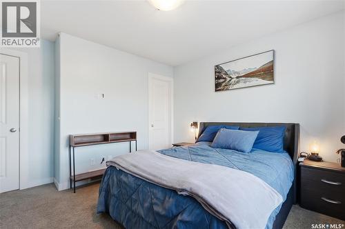 139 Maningas Bend, Saskatoon, SK - Indoor Photo Showing Bedroom