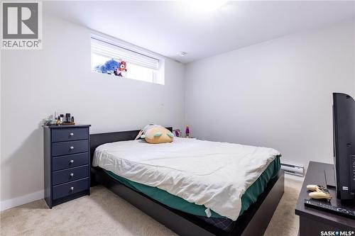139 Maningas Bend, Saskatoon, SK - Indoor Photo Showing Bedroom