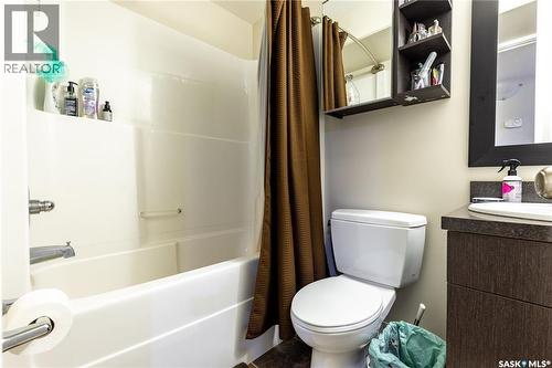 139 Maningas Bend, Saskatoon, SK - Indoor Photo Showing Bathroom