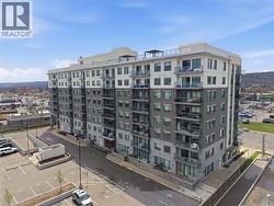 121 HIGHWAY 8 Unit# 214  Stoney Creek, ON L8G 0A3