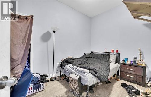 294 Louis Avenue, Windsor, ON - Indoor Photo Showing Bedroom