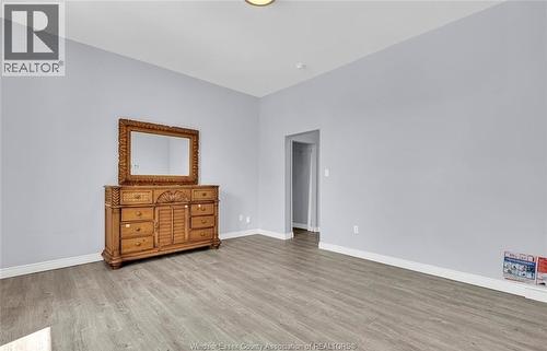 294 Louis Avenue, Windsor, ON - Indoor
