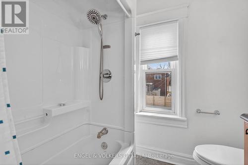 434 Byron Avenue, Ottawa, ON - Indoor Photo Showing Bathroom