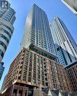 3715 - 8 WIDMER STREET Toronto, ON M5V 0W6