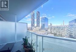 901 - 15 QUEENS QUAY E Toronto, ON M5E 0C5