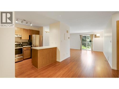 735 Cook Road Unit# 208D  Kelowna, BC V1W 9G6