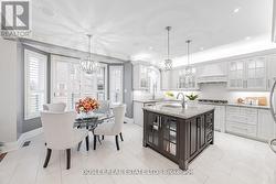 6358 LISGAR DRIVE  Mississauga, ON L5N 7W1