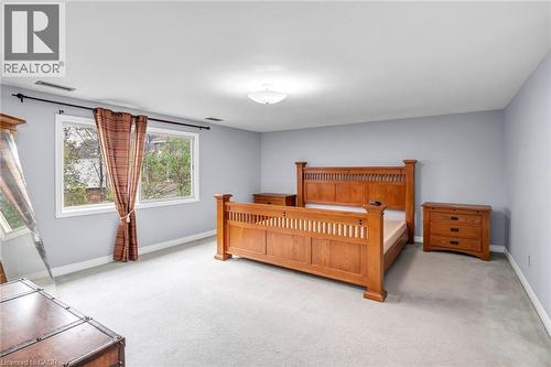 81 Sterling Street, Hamilton, ON - Indoor Photo Showing Bedroom