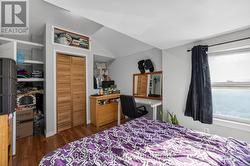Primary Bedroom - 