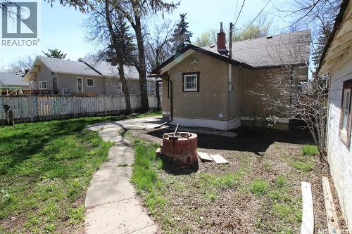 780 1St Street E, Shaunavon, SK - Outdoor